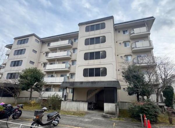 洛西境谷住宅1棟