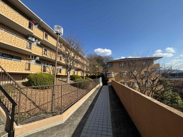 ライオンズマンション山科御陵