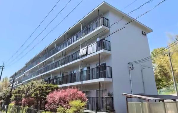 醍醐上ノ山団地A3棟