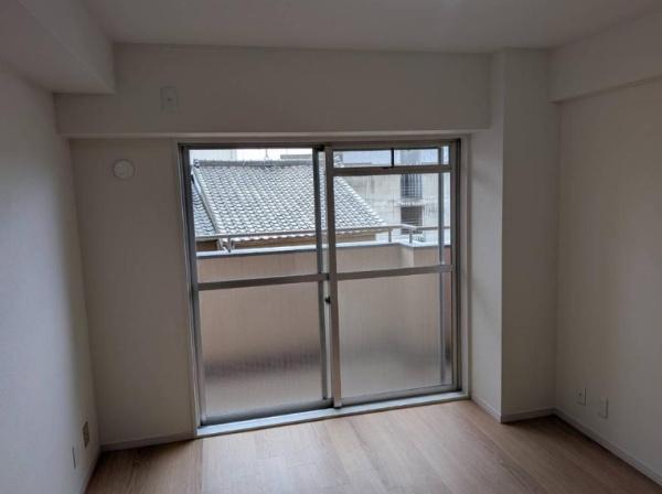 ハイラーク西京極