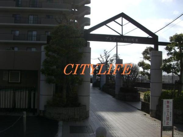 ブレドール向日町東