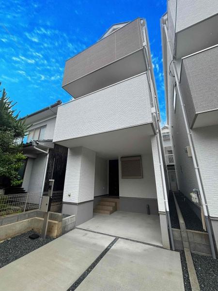 京都市右京区太秦上ノ段町の新築一戸建