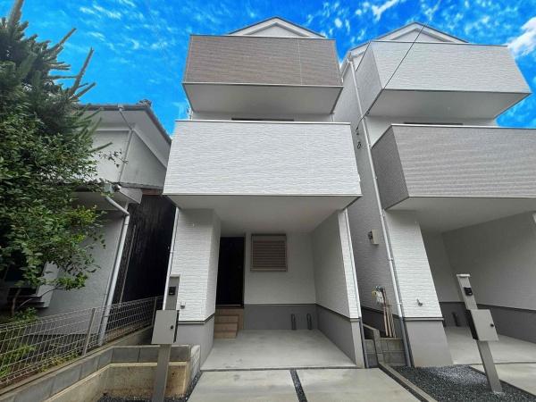 京都市右京区太秦上ノ段町の新築一戸建