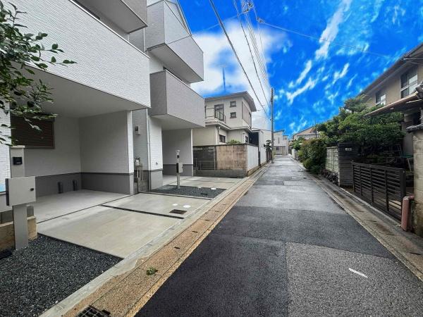 京都市右京区太秦上ノ段町の新築一戸建