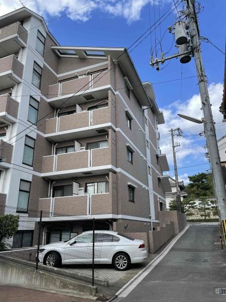 プレサンス京都二条城前