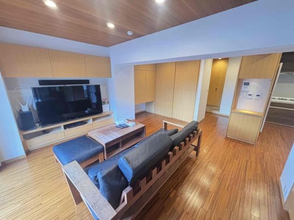 ロワイヤル室町