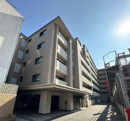 イニシア中京丸太町通り