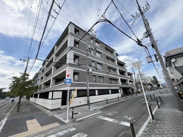 グラン・ブルー二条城北