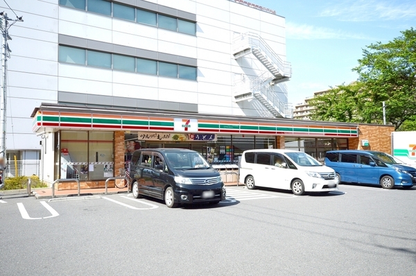 和光パークファミリア(セブンイレブン和光白子2丁目店)