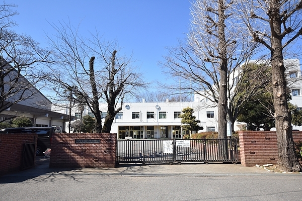 鶴ヶ島市脚折町3丁目の中古一戸建て(鶴ケ島市立鶴ケ島中学校)