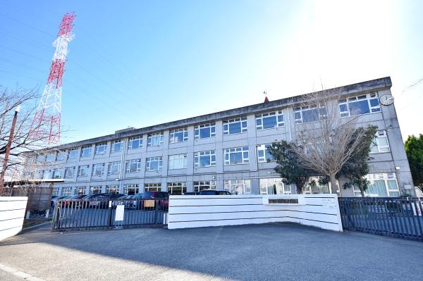 パークフィールドみさとテラ・ウエスト三街区2号棟(三郷市立瑞穂中学校)