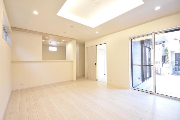 埼玉県志木市下宗岡二丁目　新築戸建　全1棟
