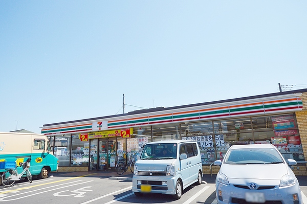 入間郡三芳町大字藤久保の中古一戸建て(セブンイレブン三芳藤久保東店)