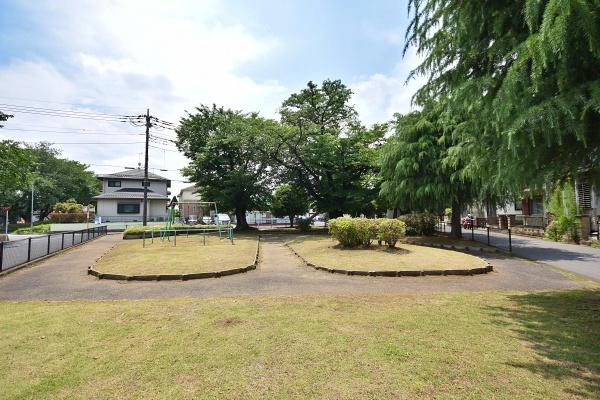 さいたま市岩槻区大字小溝の中古一戸建て(三角公園)