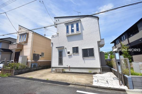 埼玉県坂戸市泉町　中古戸建