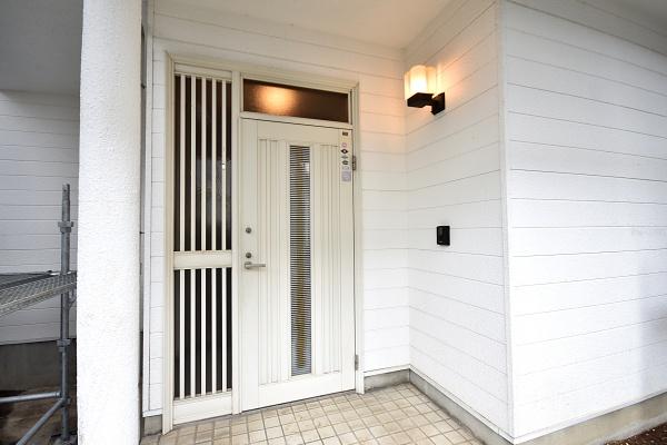 川越市大字下広谷の中古一戸建て(玄関)