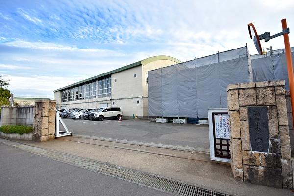 鴻巣市安養寺の土地(鴻巣中央小学校)