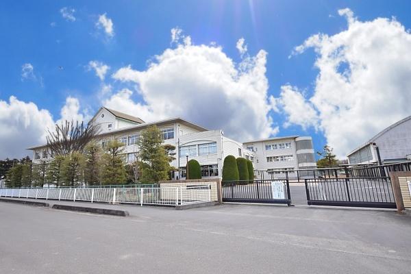 比企郡川島町大字伊草の中古一戸建て(川島町立川島中学校)