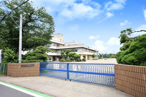 入間郡毛呂山町前久保南４丁目の中古一戸建て(毛呂山町立川角小学校)