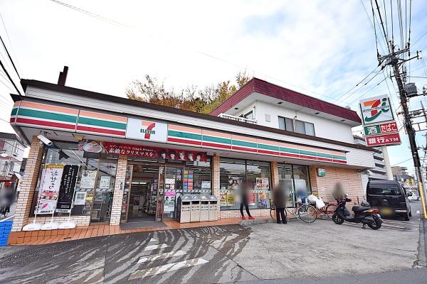 ライオンズテラス川越(セブンイレブン川越六軒町店)