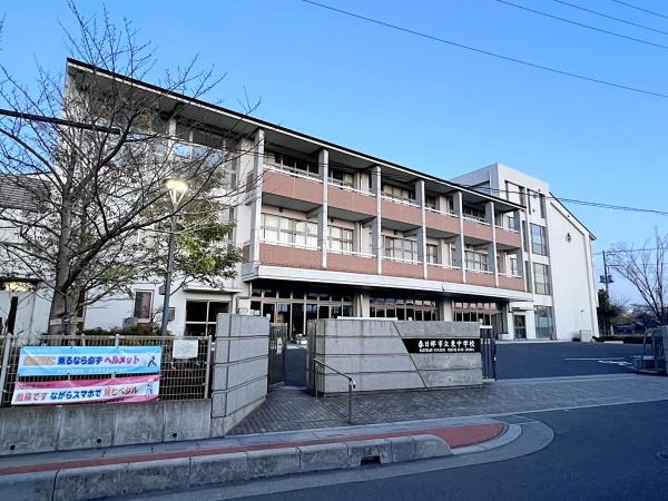 春日部市八丁目の中古一戸建て(春日部市立東中学校)