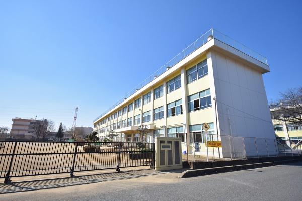 日高市大字高萩の土地(日高市立高萩小学校)