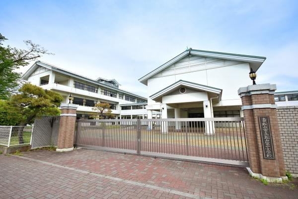 東松山市松山町２丁目の中古一戸建て(松山第一小学校)