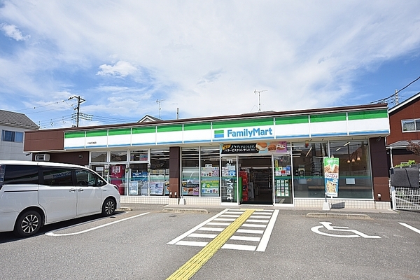 川越市大字的場の中古一戸建て(ファミリーマート川越笠幡店)