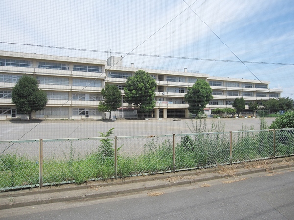富士見市鶴馬３丁目の土地(富士見市立みずほ台小学校)