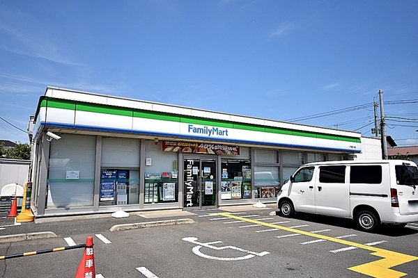 ライオンズマンションみずほ台(ファミリーマート三芳藤久保店)