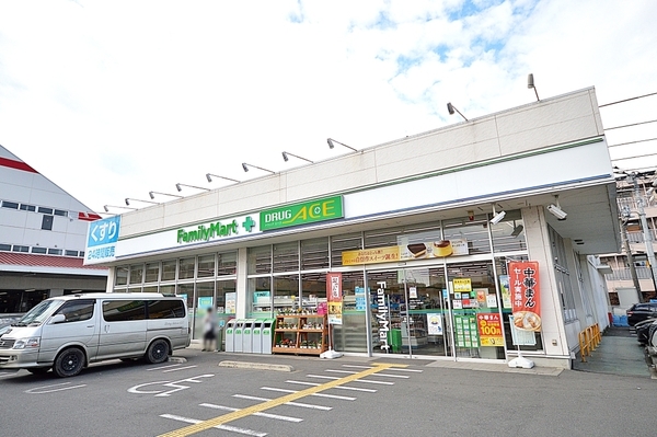 エクセルふじみ野(ファミリーマートドラッグエース鶴ケ岡店)