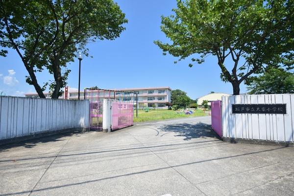 坂戸市鶴舞４丁目の中古一戸建て(坂戸市立大家小学校)