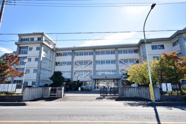 クレアメゾン鶴ヶ島ステーションフロント(鶴ヶ島市立藤中学校)