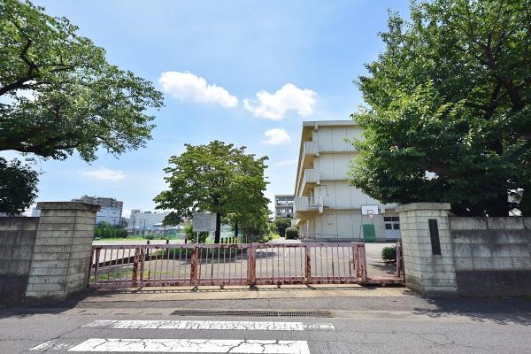 レクセルプラッツァみずほ台(三芳町立三芳東中学校)