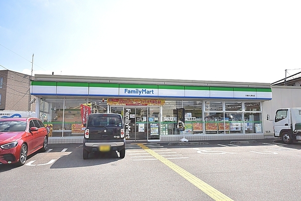 川越市かし野台２丁目の中古一戸建て(ファミリーマート川越かし野台店)