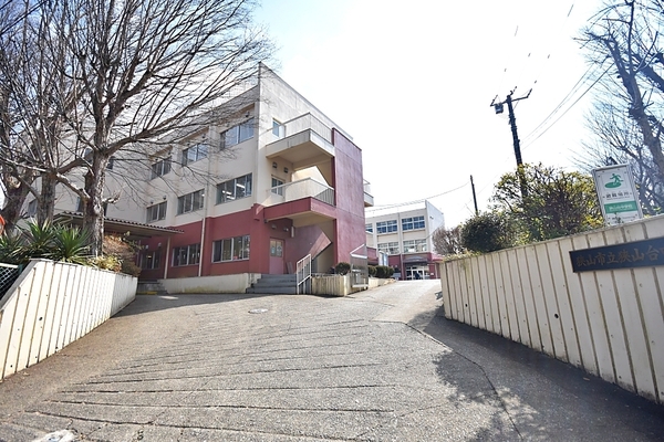 狭山市狭山台４丁目の中古一戸建て(狭山市立狭山台中学校)