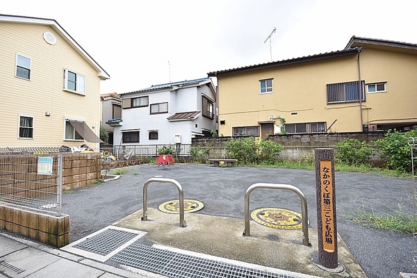 入間郡三芳町大字藤久保の中古一戸建て(中ノ久保第３子供広場)