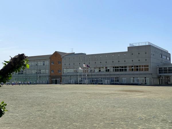 北足立郡伊奈町西小針１丁目の中古一戸建て(小針北小学校)