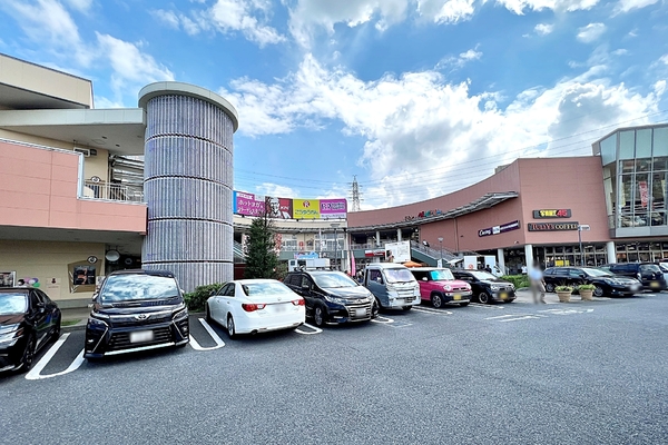 北足立郡伊奈町西小針１丁目の中古一戸建て(ウニクス伊奈)