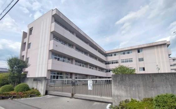 鹿沼市幸町１丁目の新築一戸建(鹿沼市立東中学校)