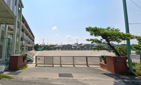 羽島郡笠松町上新町の土地(笠松中学校)