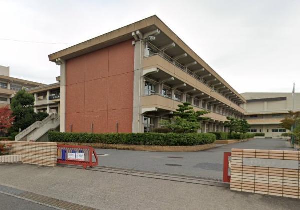 一宮市起字堤町の土地(一宮市立尾西第一中学校)
