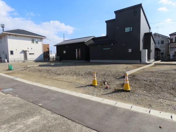 一宮市小赤見字石塔の土地