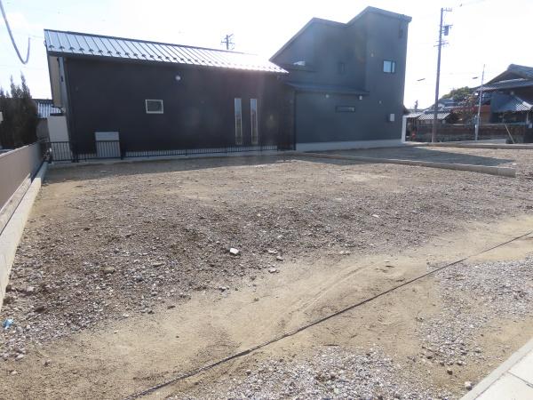一宮市小赤見字石塔の土地