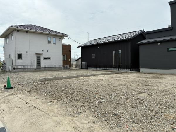 一宮市小赤見字石塔の土地