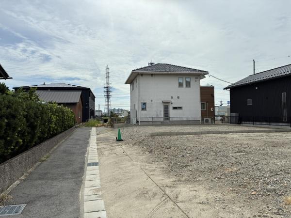 一宮市小赤見字石塔の土地