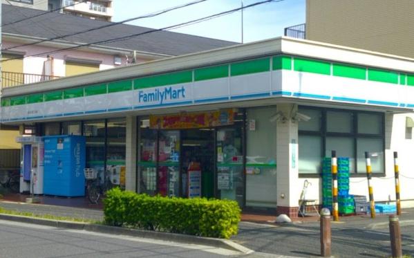 川口ティーブルー(ファミリーマート西川口四丁目店)