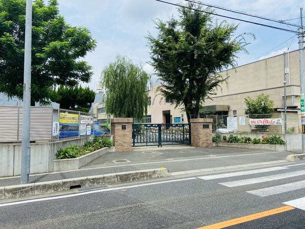 川口市芝4丁目の中古一戸建て(川口市立芝小学校)