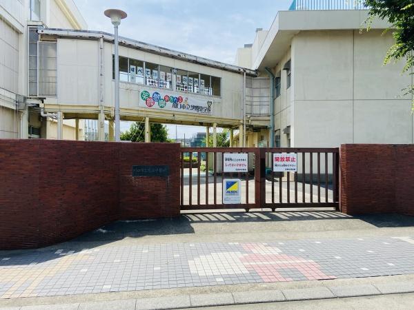 川口市芝4丁目の中古一戸建て(川口市立芝西中学校)