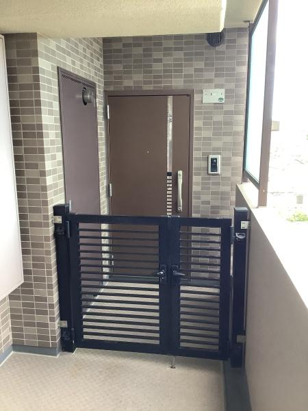 エクセル大宮東3番館(玄関)